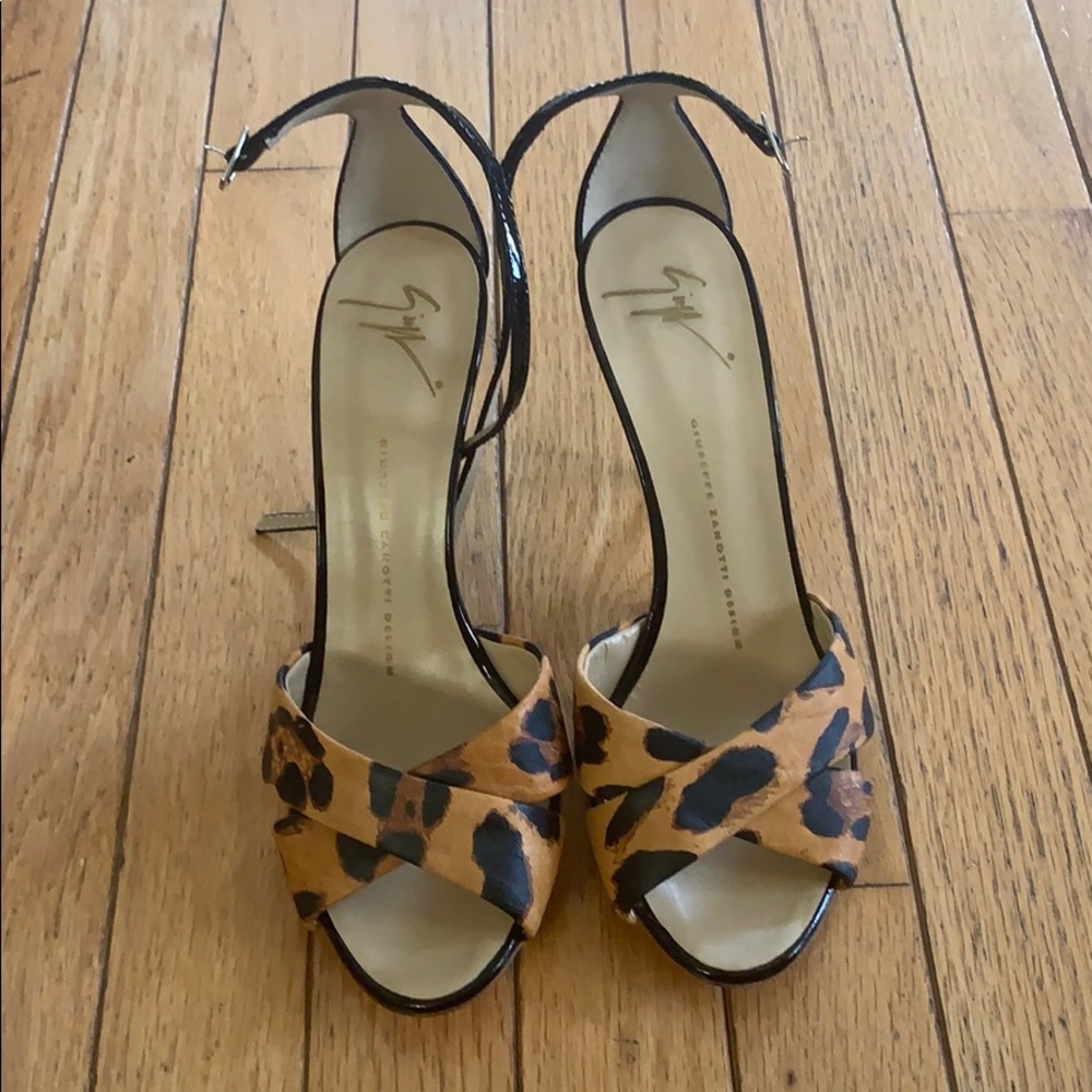 Giuseppe Zanotti Design never worn leopard heels